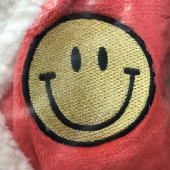 JENNI Women's Printed Short Sherpa Hooded Robe - Picture 4 of 6